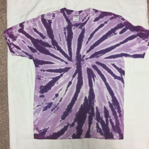 Gildan 100% Cotton Large T-shirt Purple ✨NWOT!✨